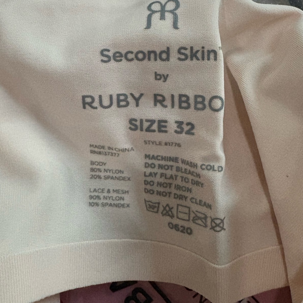 Ruby Ribbon Lace Second Skin Demiette in Shell Color NWT - Picture 3 of 5